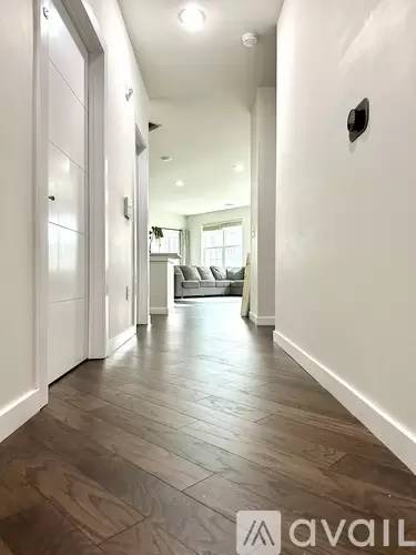 Main picture of 723 Lorhan Dr