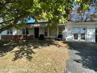 Main picture of 18543 Melrose Rd