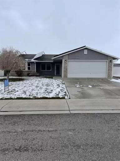 Main picture of 613 Bear Valley Dr