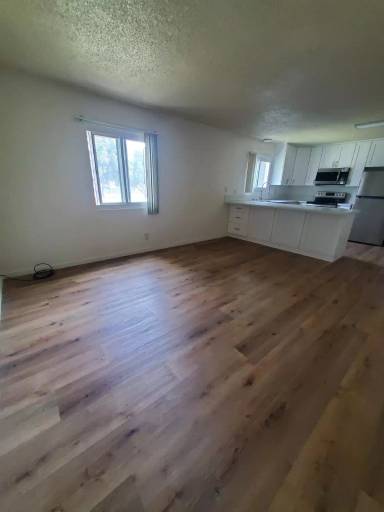 Main picture of 318 W Imperial Ave