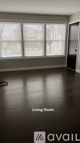 Main picture of 4835 Hull St