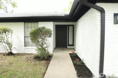 Main picture of 119 Meteor Dr
