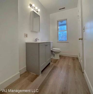 Main picture of 281 Main St