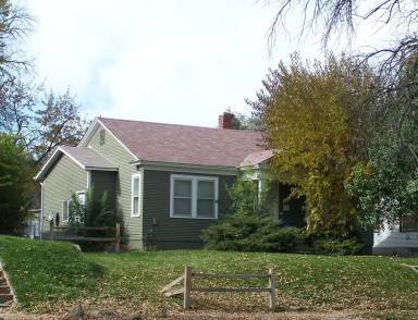 Main picture of 2015 8th Ave