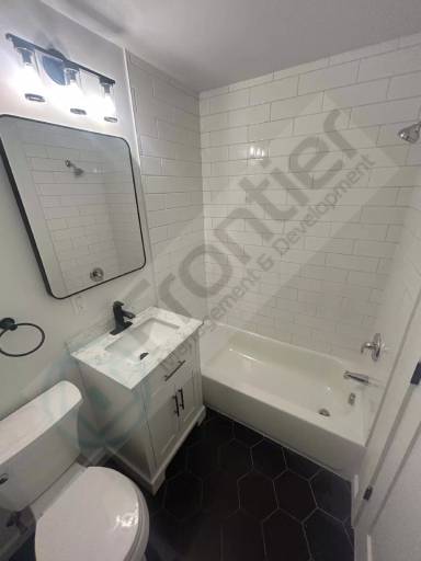 Main picture of 2315 Whirlpool St
