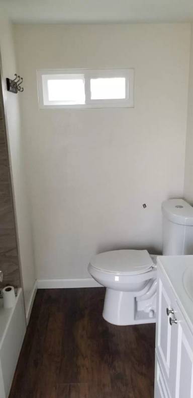 Main picture of 1059 N 4th St