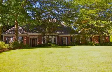 Main picture of 300 Kelson Dr