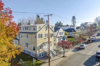 Main picture of 936 Highland Ave