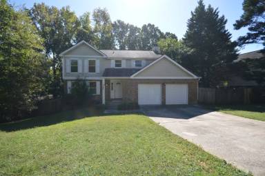 Main picture of 104 Smokehouse Ln