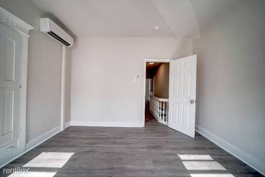 Main picture of 2323 W Harold St