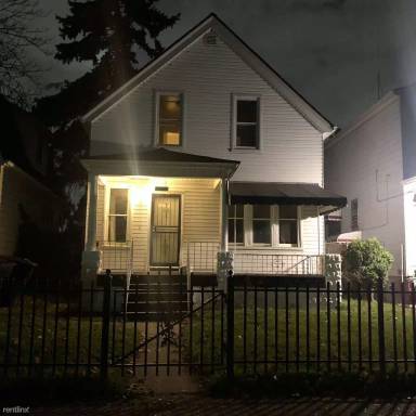 Main picture of 3477 Saint Clair St