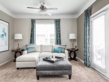Main picture of Aston Apartment Homes