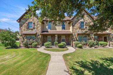Main picture of 3344 Cullen Trl