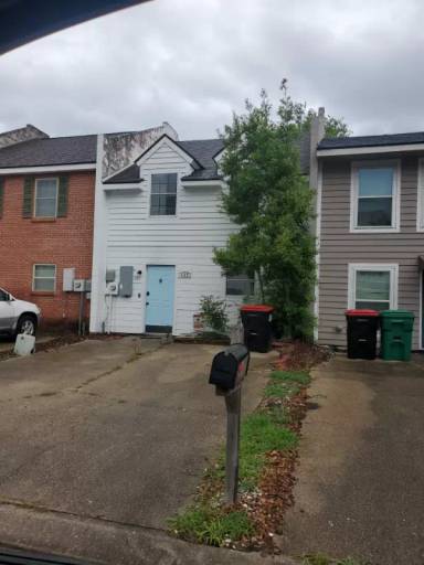 Main picture of 127 E Pamela Dr