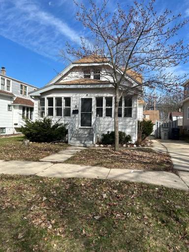Main picture of 5744 N 36th St