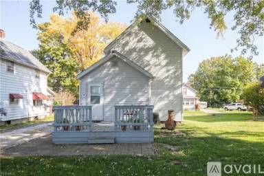 Main picture of 532 Sherman Ave