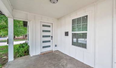 Main picture of 2525 Cole Ave
