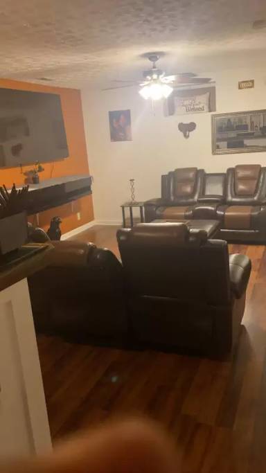 Main picture of 78 Glacier Way