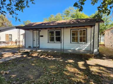 Main picture of 228 N Cherry St
