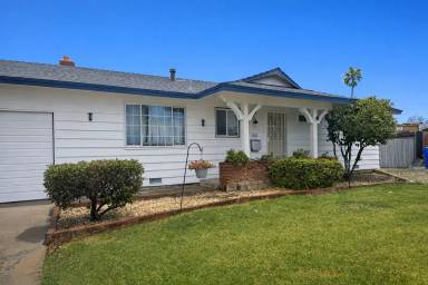 Main picture of 1006 Franzel Rd