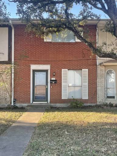 Main picture of 231 W Ailsie Ave