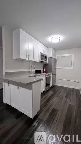 Main picture of 350 Ski Hill Dr