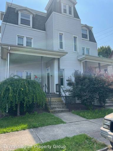 Main picture of 416 3rd Ave