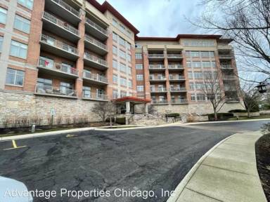 Main picture of 40 Prairie Park Dr