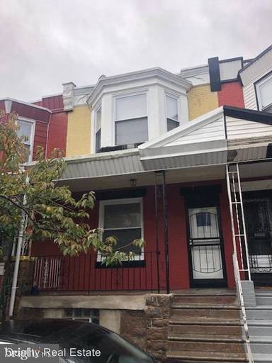 Main picture of 6028 Delancey St