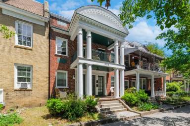 Main picture of 3214 W Franklin St
