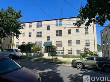Main picture of 11 46th St SE