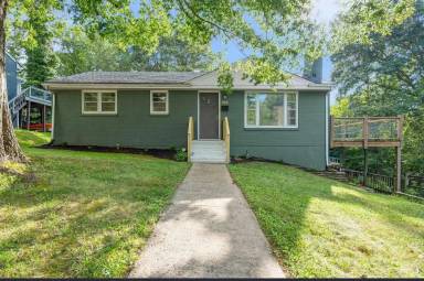 Main picture of 101 Meadowview Dr