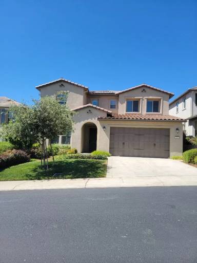 Main picture of 561 Laceneck Ct