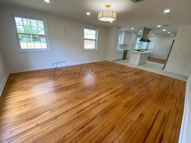 Main picture of 1805 Riverside Dr