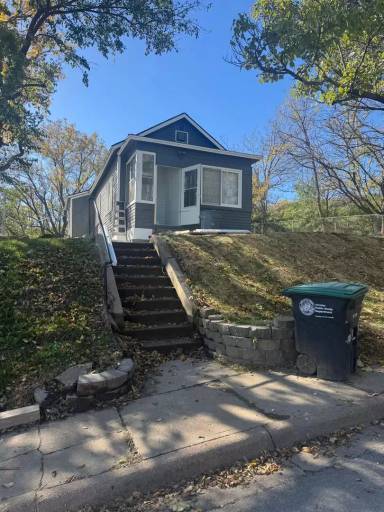 Main picture of 2761 Dean Cir