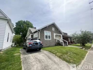 Main picture of 2418 Washington Ave