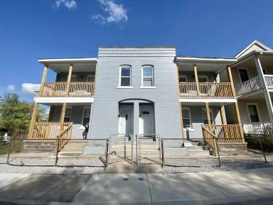 Main picture of 529 Charlotte St