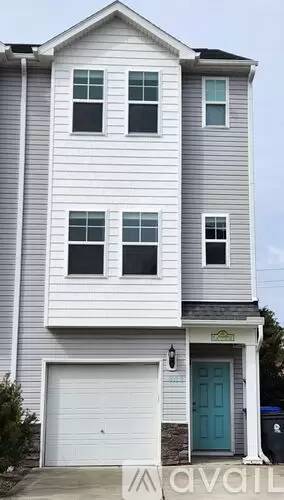 Main picture of 803 Blanche Ave