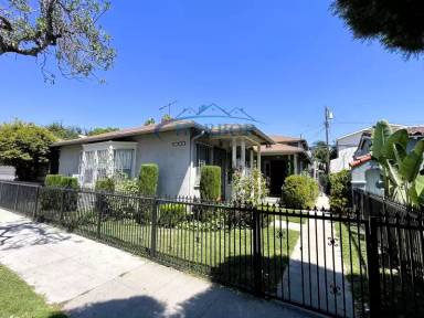 Main picture of 2284 Pine Ave