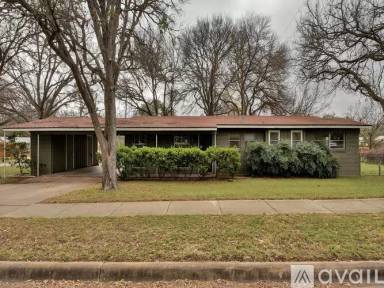 Main picture of 2401 Western Trails Blvd