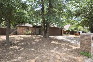 Main picture of 1826 Rayna Dr