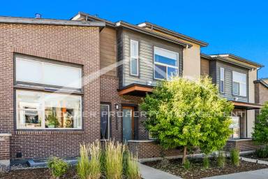 Main picture of 10086 Belvedere Cir