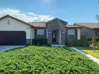 Main picture of 1131 S Manzanita St