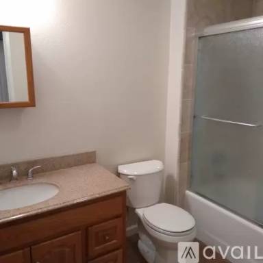 Main picture of 2420 N Main St