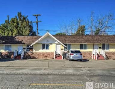 Main picture of 509 Lincoln Rd W