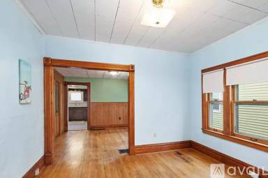 Main picture of 1006 Hovey St SW