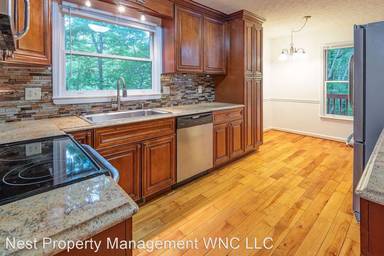 Main picture of 79 Deep Woods Rd