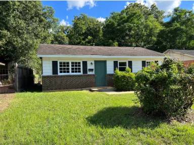 Main picture of 1640 Champion St