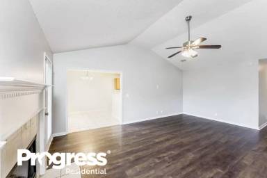 Main picture of 1547 Saint Andrews Dr