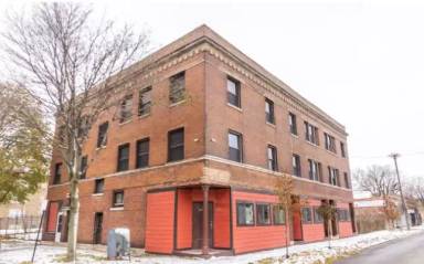 Main picture of 6952 S Vernon Ave